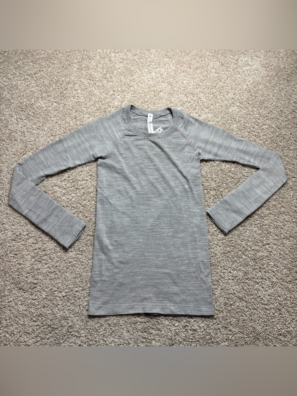 Lululemon Swiftly Tech Long Sleeve 2.0